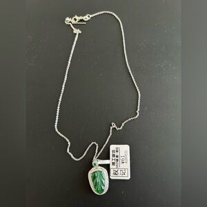 New natrual green jade Gemstone Necklace